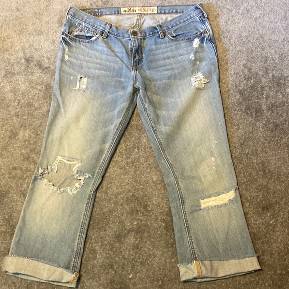 Hollister Denim - Hollister Capri Pants size 7